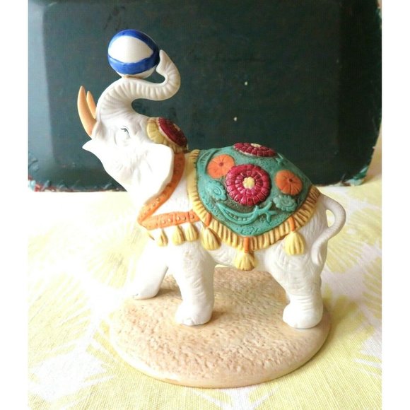 Hand Painted Porcelain Circus Elephant Figurine Figure Trunk Up Raised - Picture 12 of 12